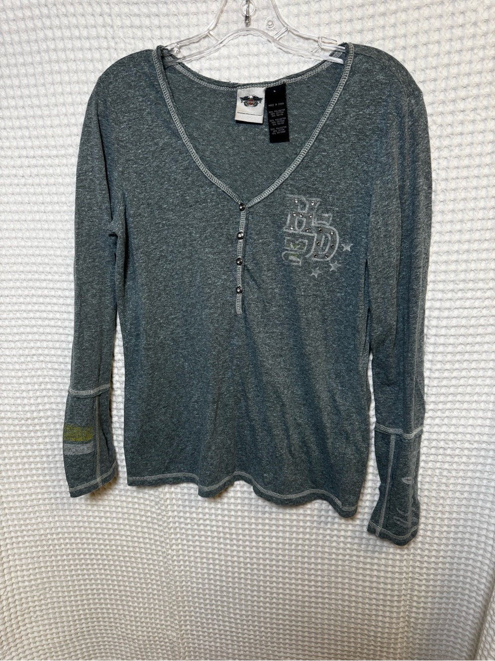 Vintage Harley-Davidson Rhinestone Winged Heart Henley Long Sleeve Henley Top